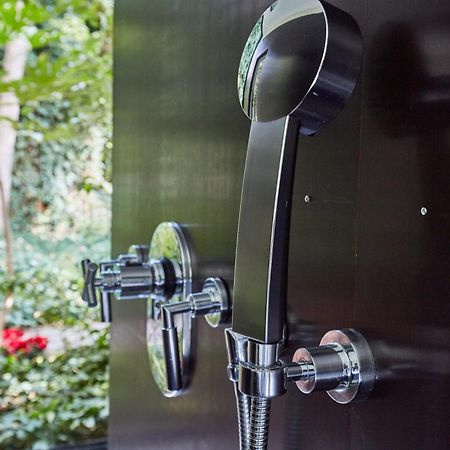 La Porte Rouge Rbx Рубе Стая снимка