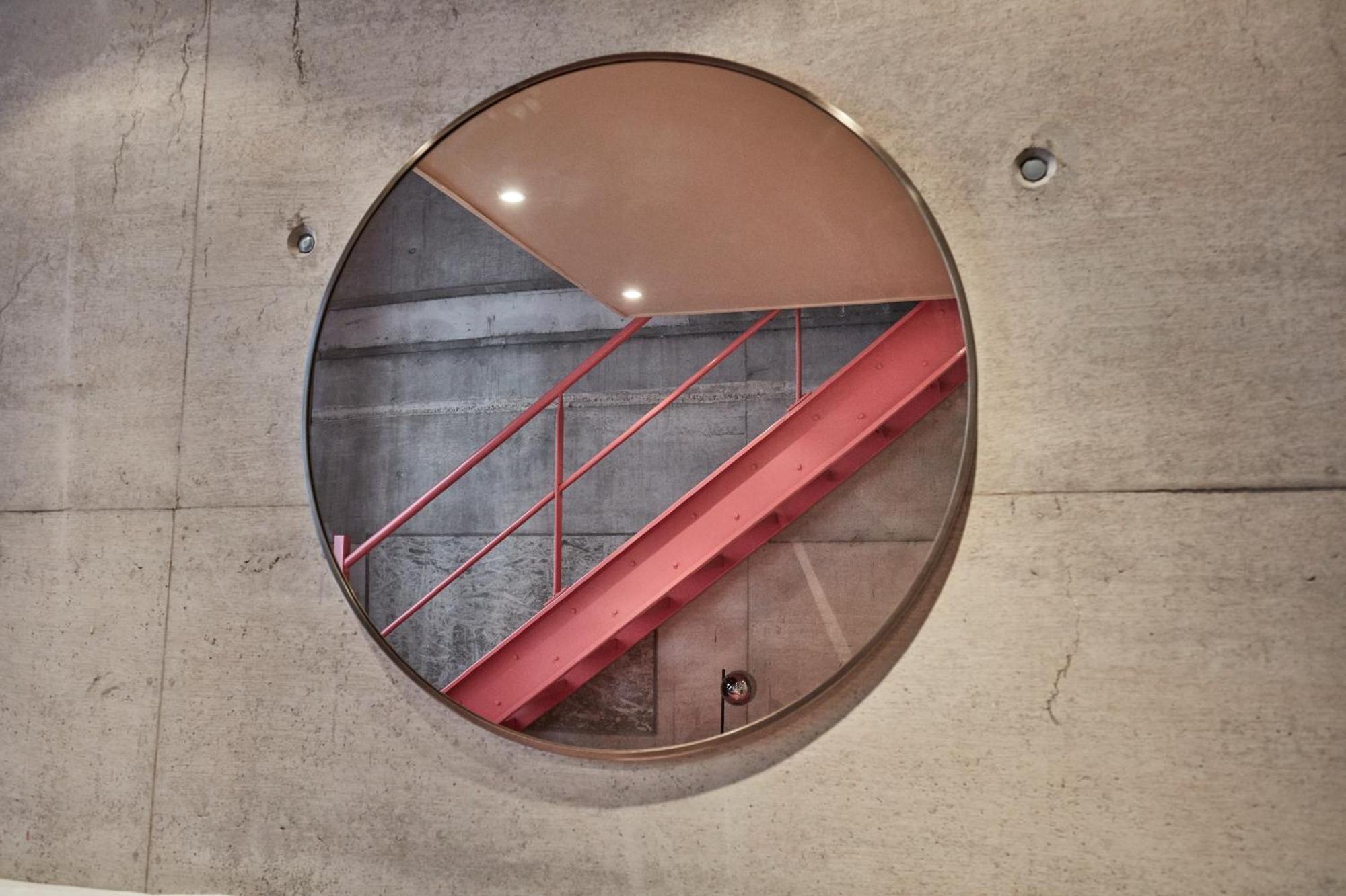 La Porte Rouge Rbx Рубе Стая снимка